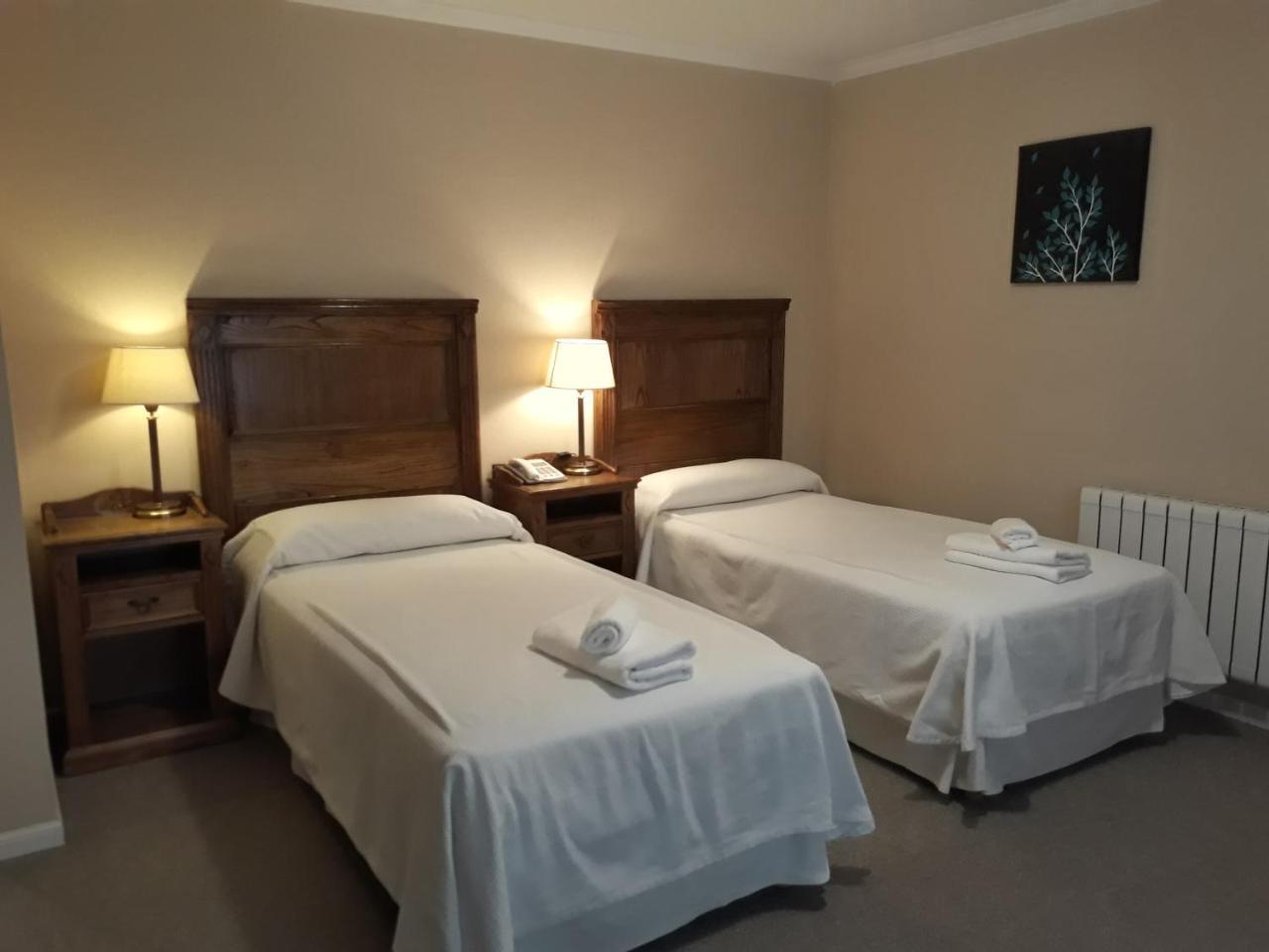 Keuken Hotel エル・カラファテ エクステリア 写真