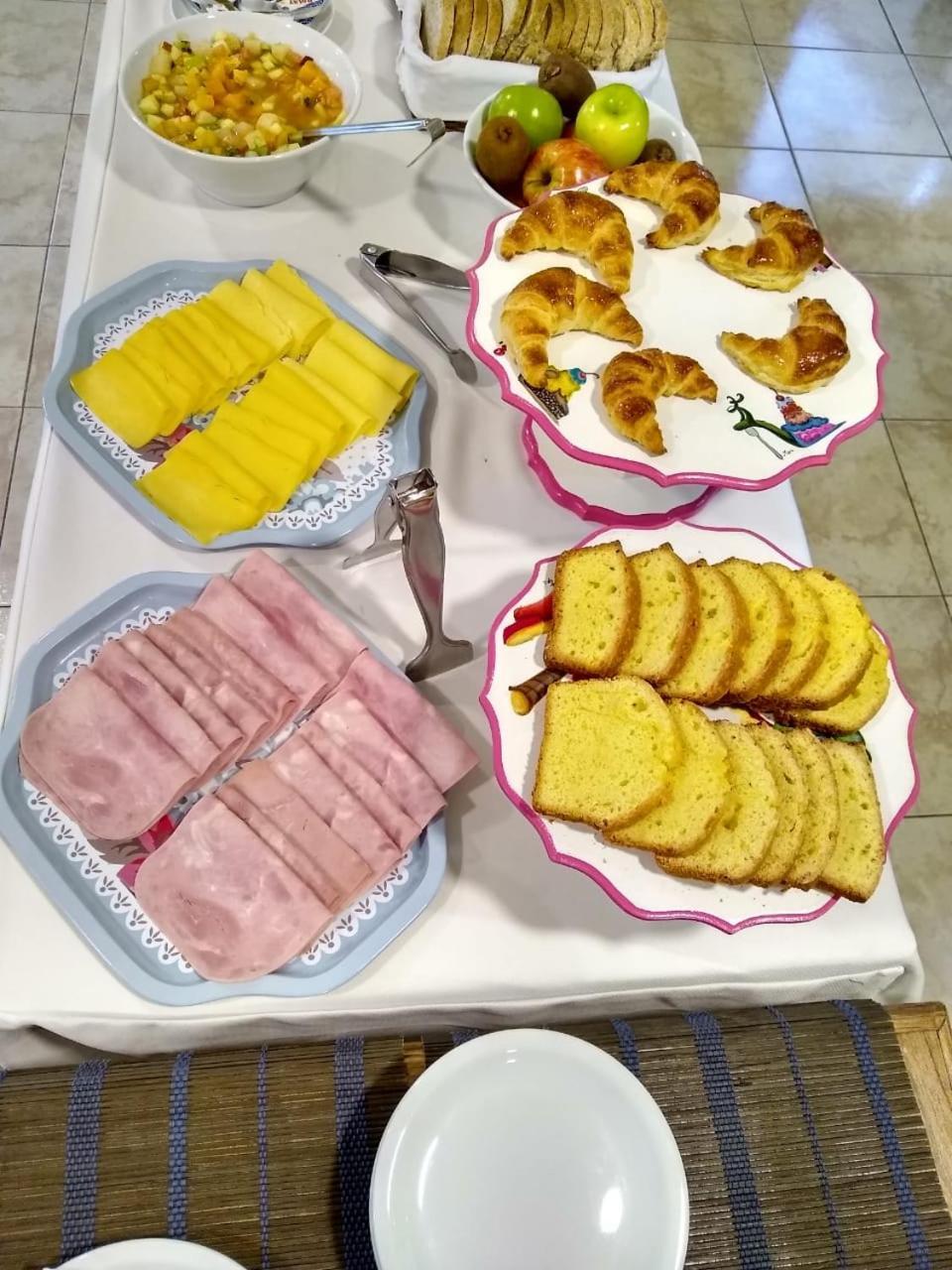 Keuken Hotel エル・カラファテ エクステリア 写真