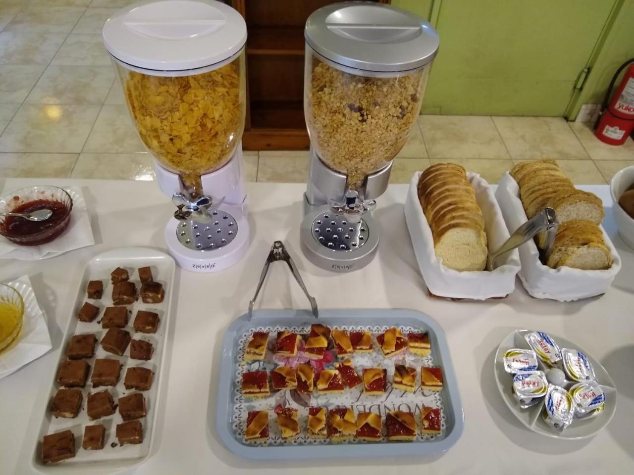 Keuken Hotel エル・カラファテ エクステリア 写真